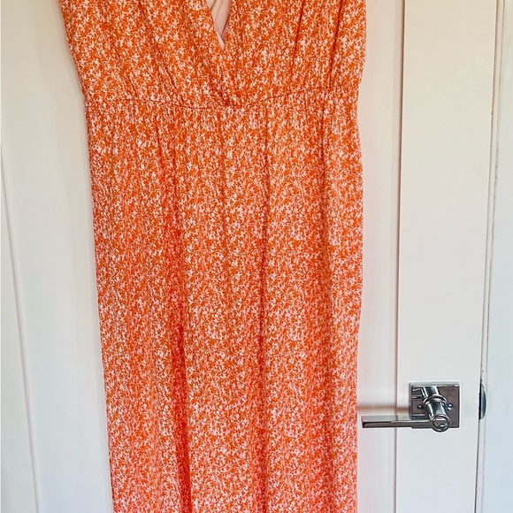 H&M maxi dress. Sleeveless orange  and white print. Size large - Picture 5 of 5